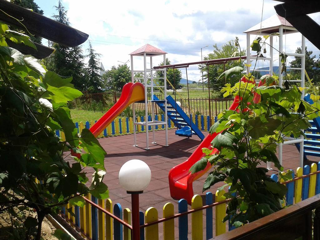 Stefanov 2 Hotel Lozenets Exteriör bild